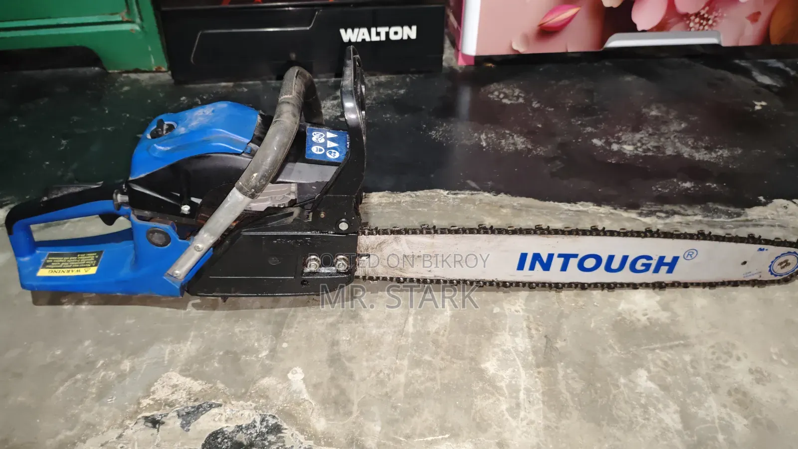 Tree Cutting Machine (Chainsaw)
