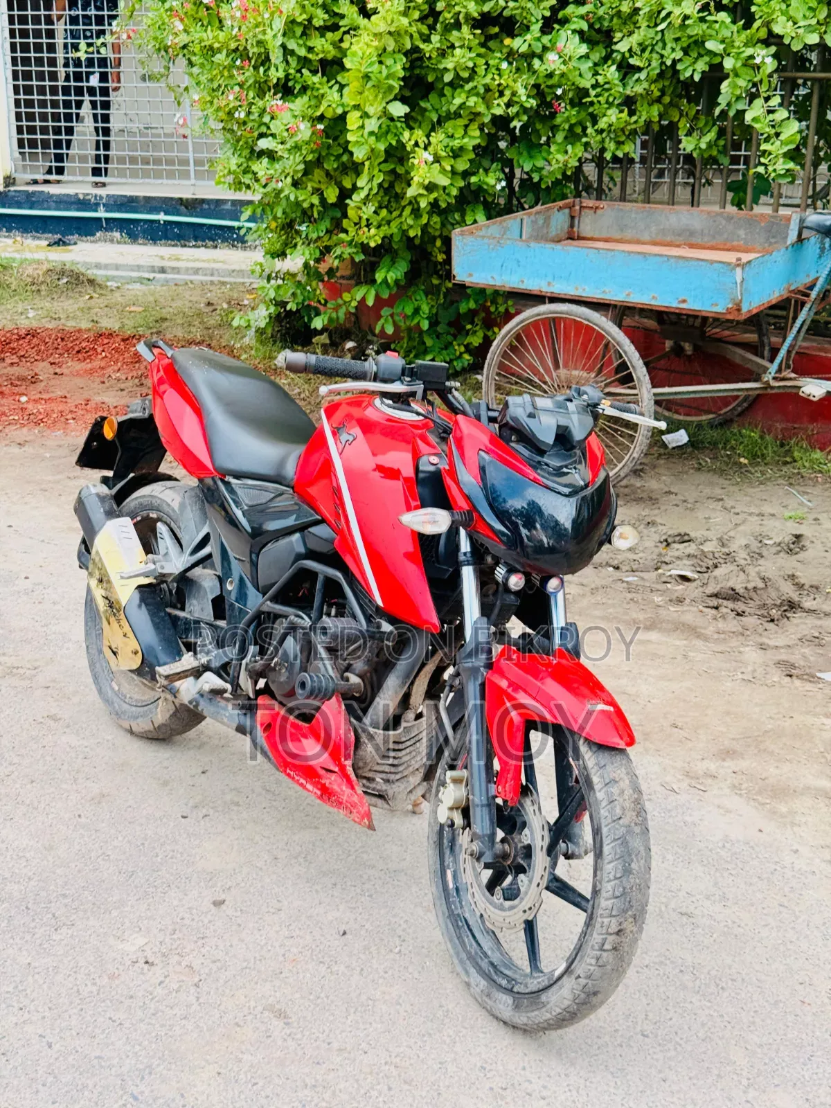 TVS Apache 160 4V 2020 Red