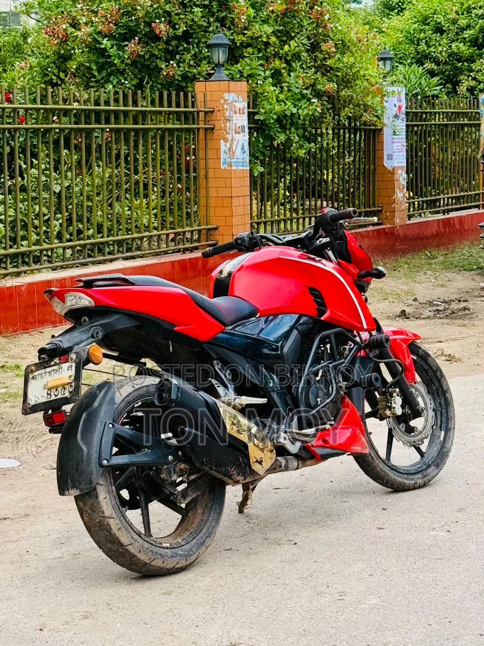 TVS Apache 160 4V 2020 Red