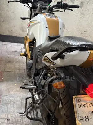 Yamaha FZ 2015 White