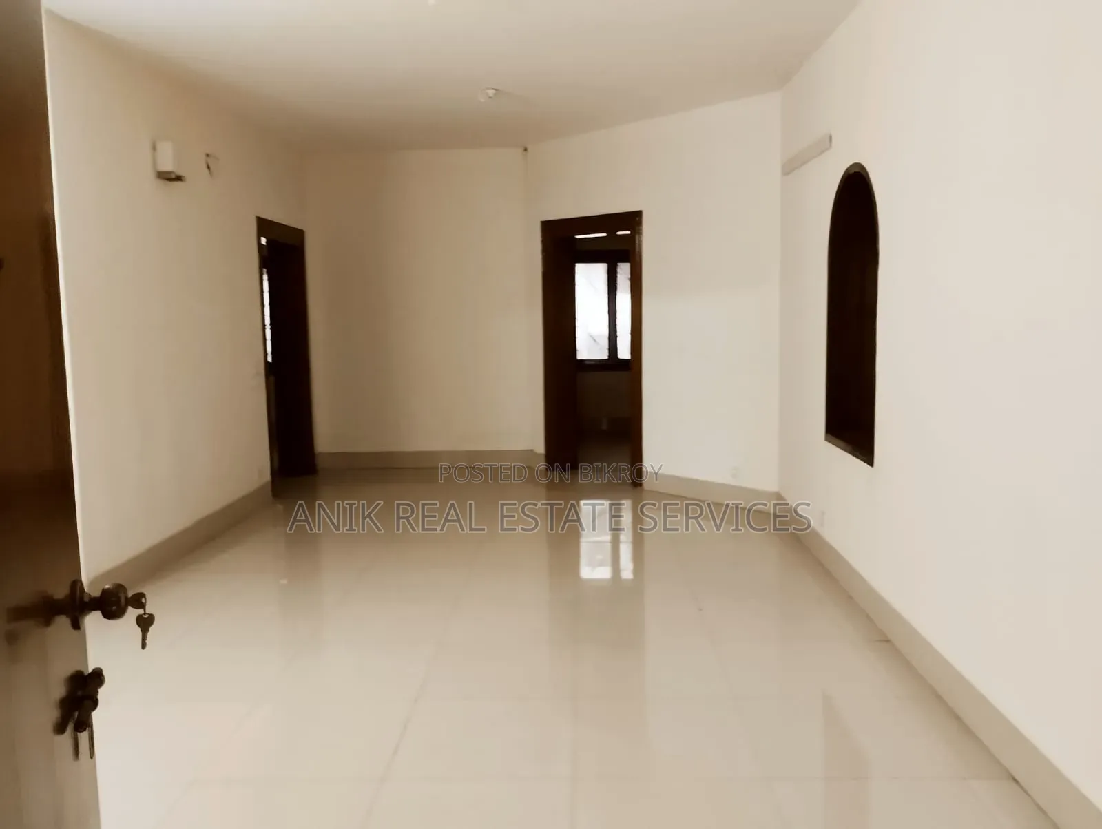 6bdrm House in Anik Real Estate, Baridhara for Rent