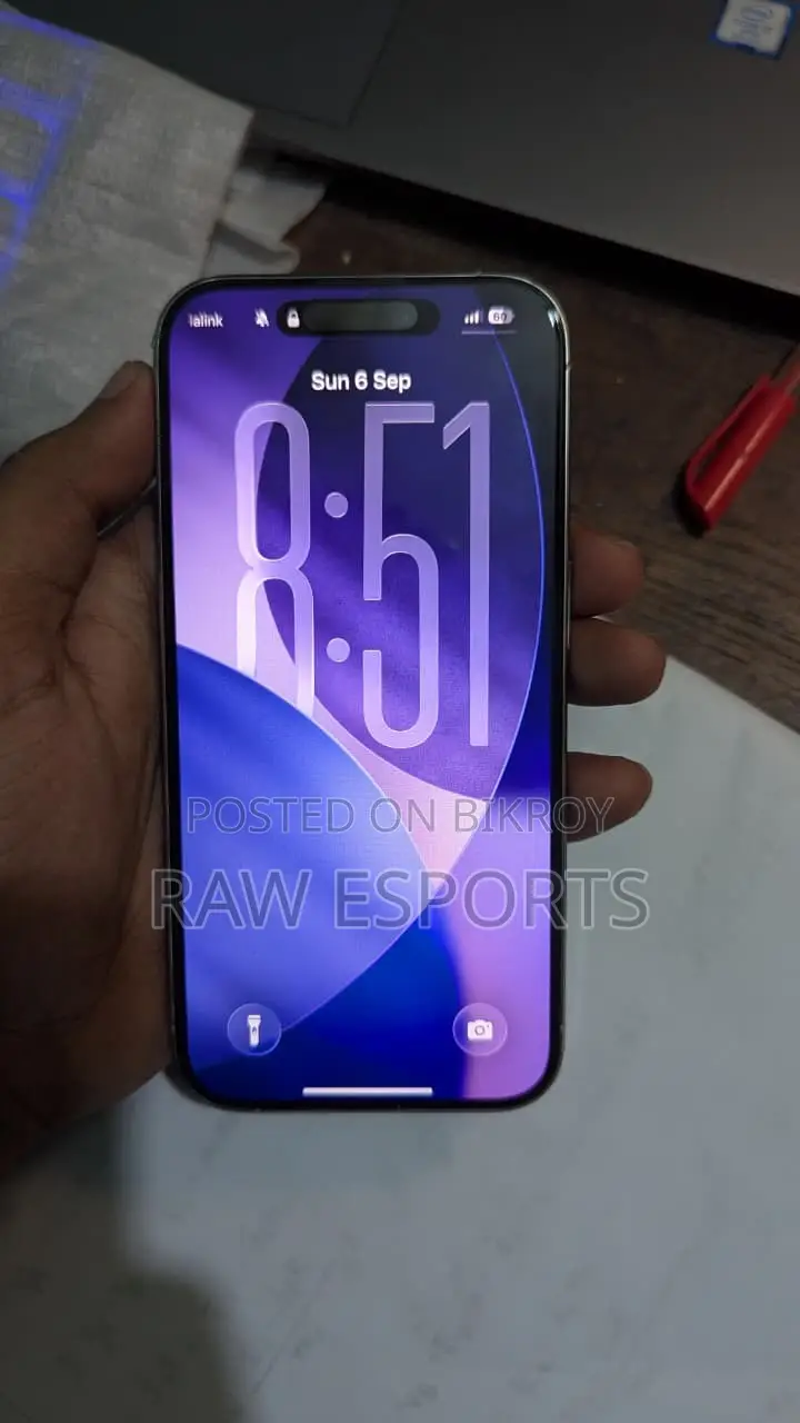 Apple iPhone 15 Pro 256 GB White