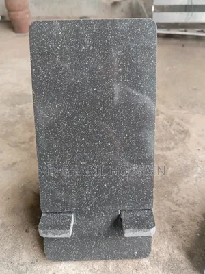 মোবাইল স্ট্যান্ড