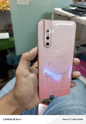 Vivo V15 128 GB