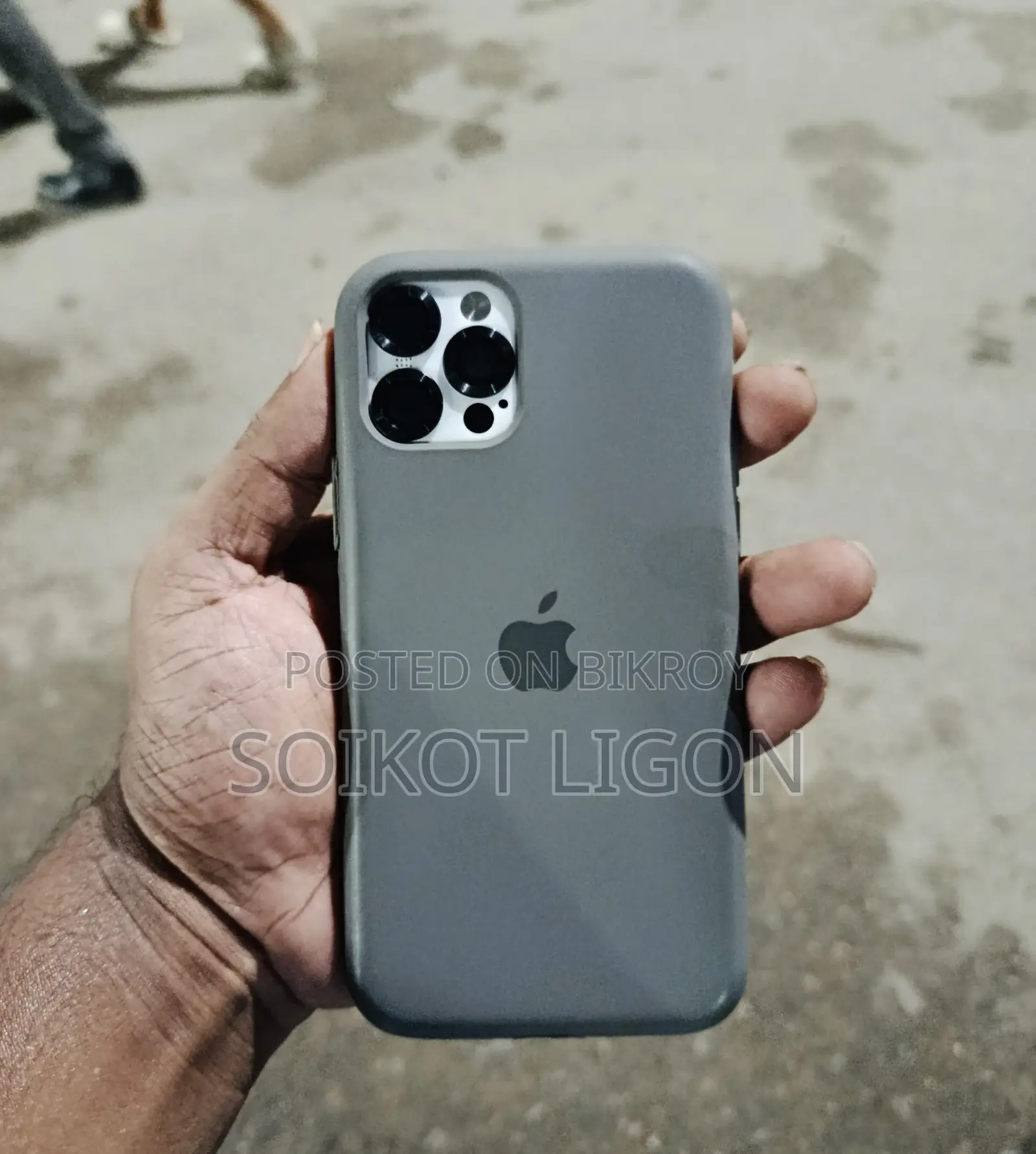 অ্যাপল আইফোন এক্সএস ৬৪ জিবি হোয়াইট