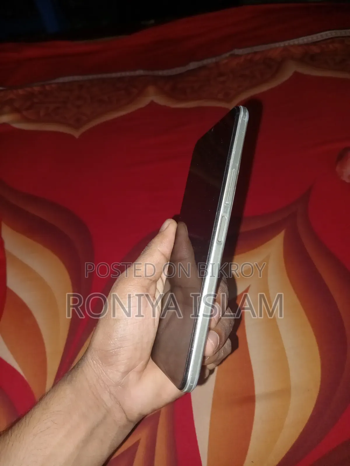 Vivo Y33s 128 GB