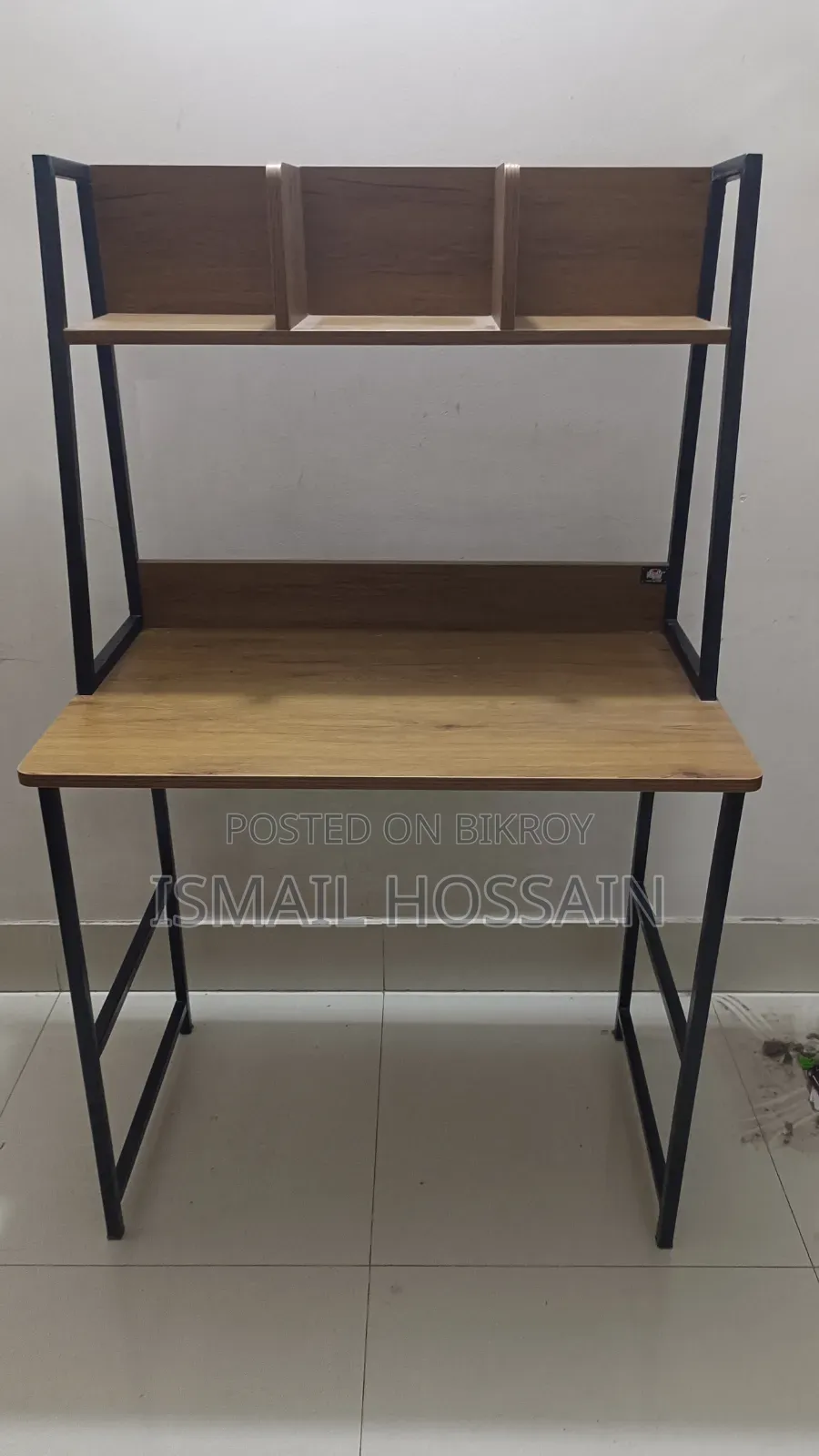 রিগ্যাল রিডিং / কম্পিউটার টেবিল