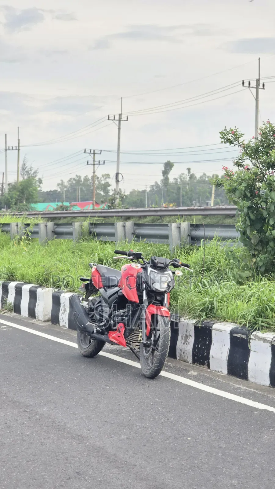 New TVS Apache 160 4V 2023 Red