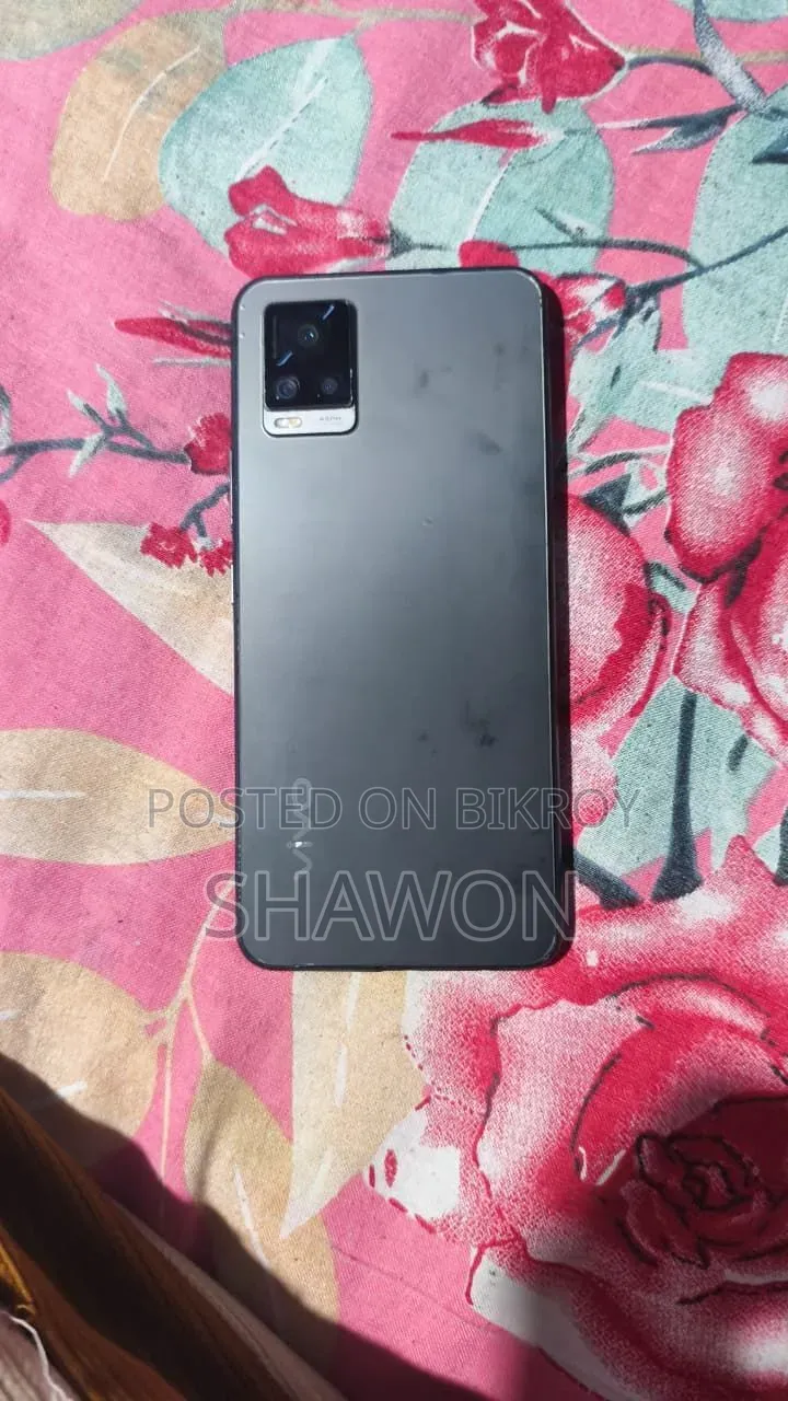 Vivo V20 128 GB Black