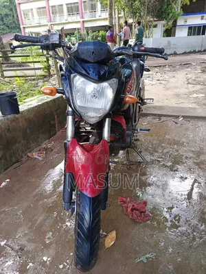 Yamaha FZ 2015 Red