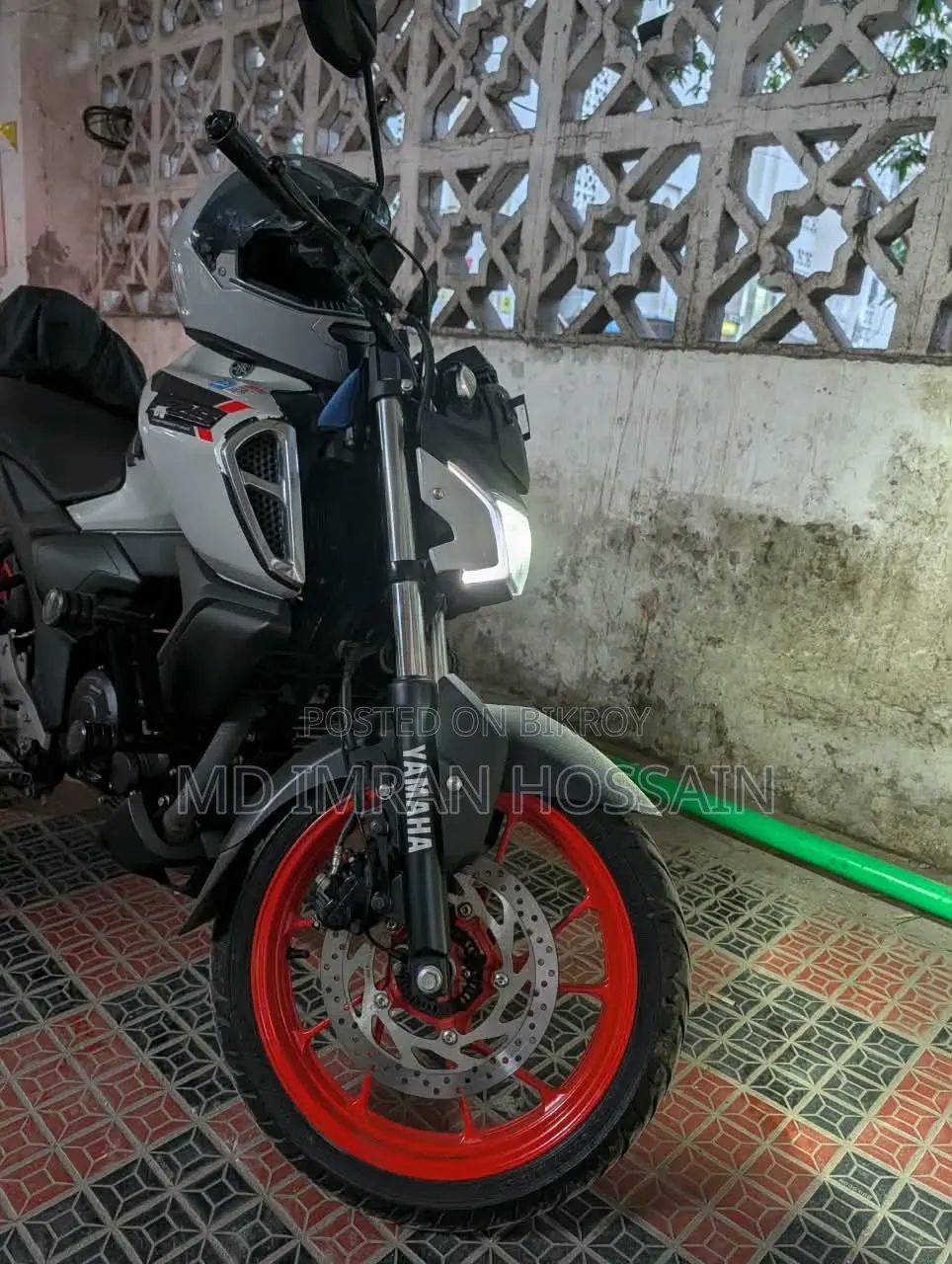 Yamaha FZS V4 2026 Gray