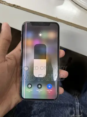 Apple iPhone X 64 GB White