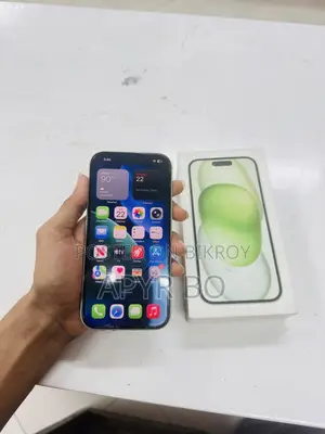 Apple iPhone 15 128 GB Green