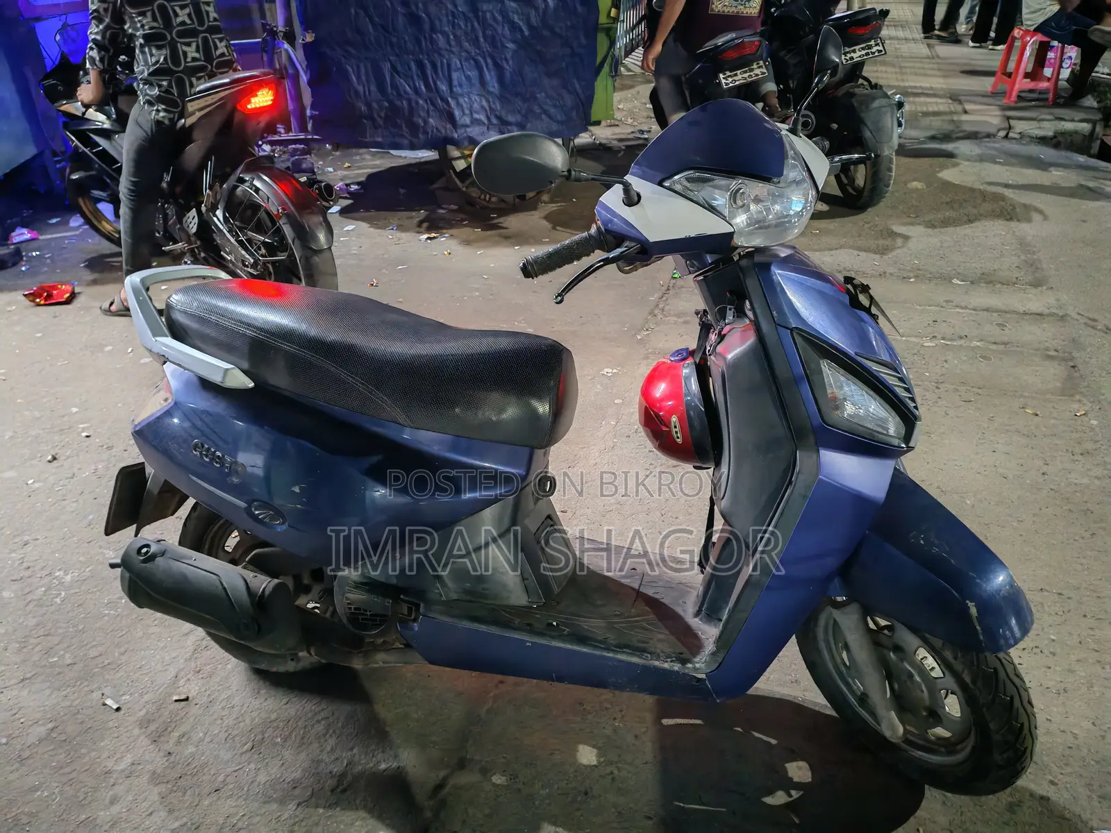 Mahindra Gusto 2016 Blue