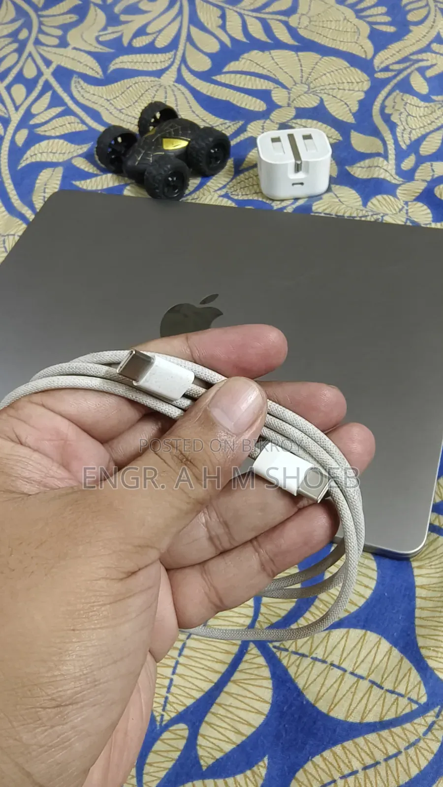 Apple 20W USB-C Power Adapter+ Original 15 Pro Max Cable.
