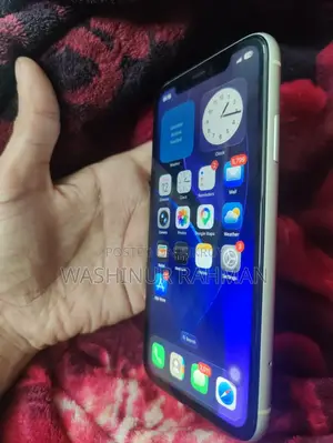 Apple iPhone 11 128 GB White
