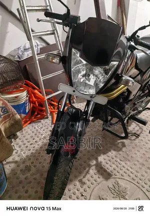 Mahindra Centuro 2017 Black