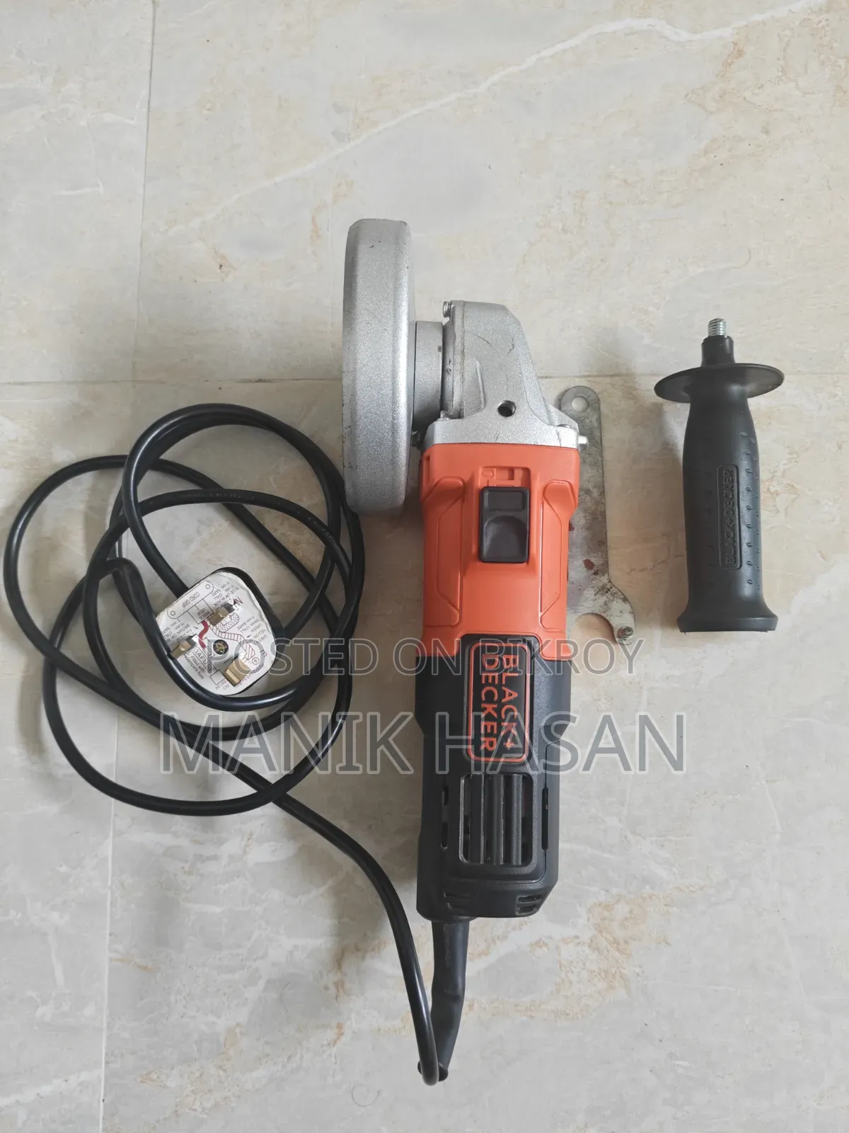 Black and Decker Grinder (4-1/2)/5 Inch (ORIGINAL)