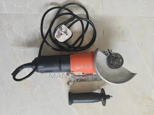 Black and Decker Grinder (4-1/2)/5 Inch (ORIGINAL)
