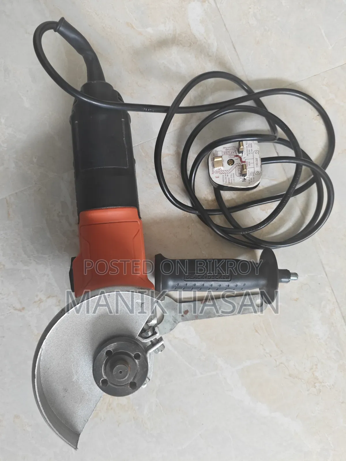 Black and Decker Grinder (4-1/2)/5 Inch (ORIGINAL)