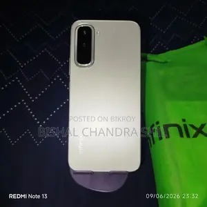 Infinix Hot 70 128 GB Silver