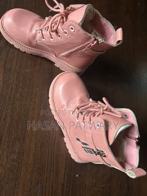 Stylish Pink Shoe With Laceup and Side Zip