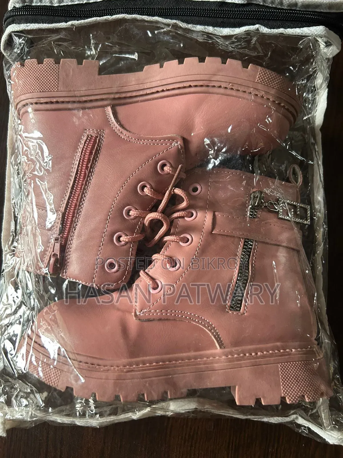 Stylish Pink Shoe With Laceup and Side Zip
