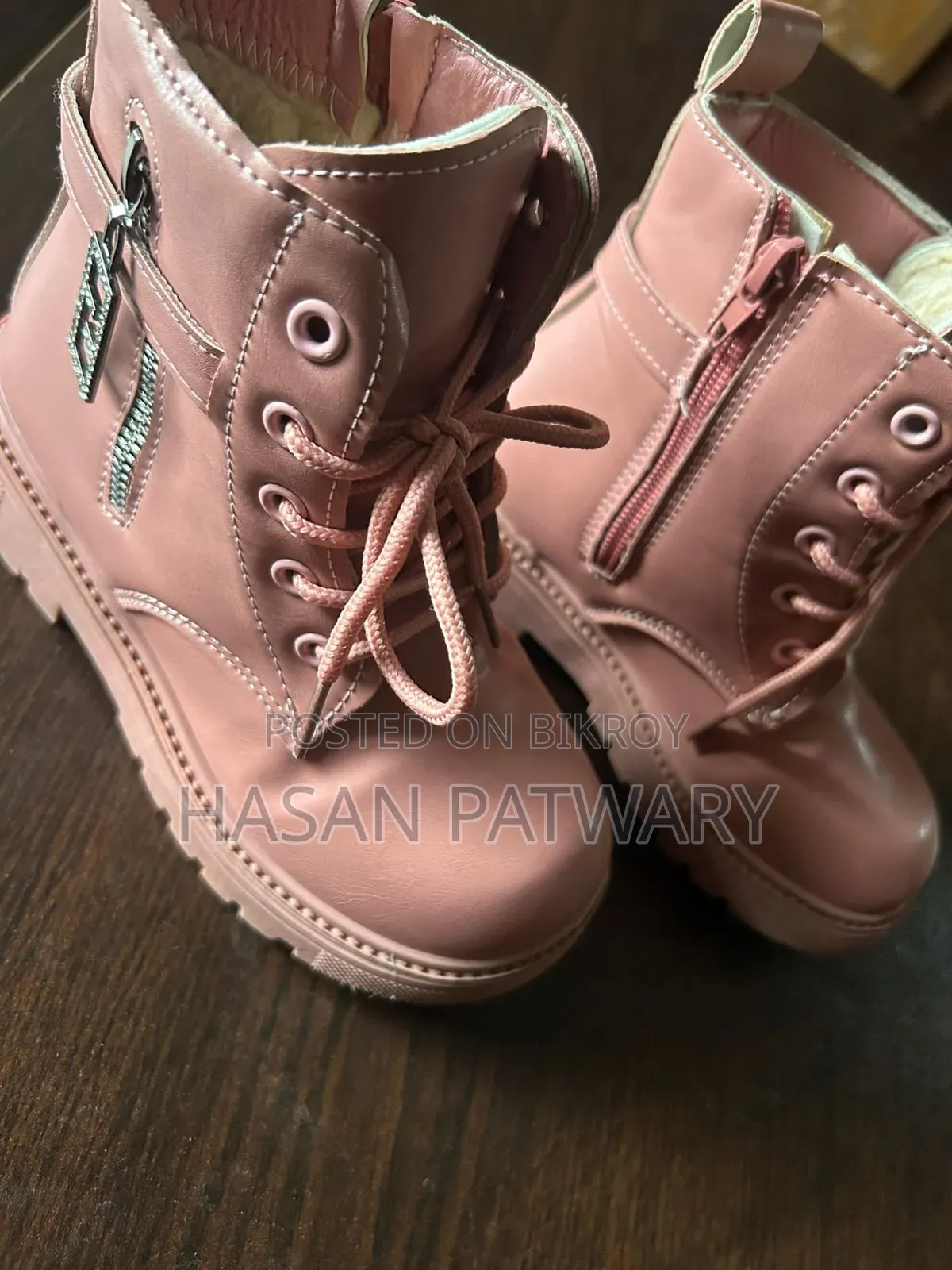 Stylish Pink Shoe With Laceup and Side Zip