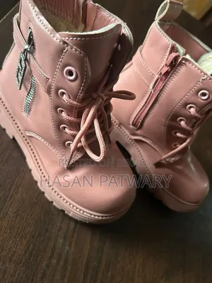 Stylish Pink Shoe With Laceup and Side Zip