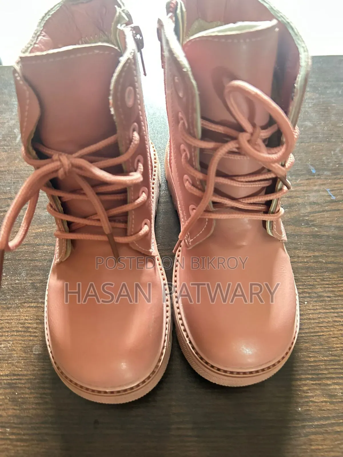 Stylish Pink Shoe With Laceup and Side Zip