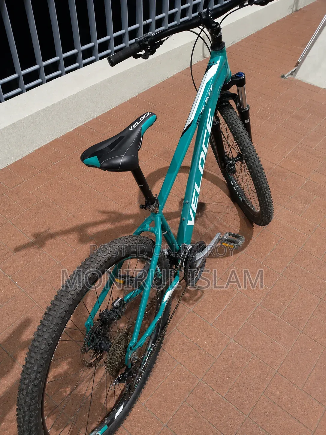 Veloce Ultimate Stunt 27.5 New Condition MT 200 Oil Break