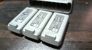 আর্জেন্ট একটা DJI Mini 2 ড্রোনের রিমোট ও 2 টা ব্যাটারি বিক্রি হবে।