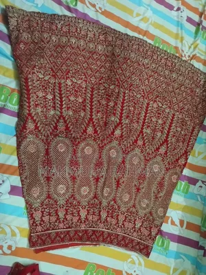 বড়দের ইন্ডিয়ান লেহেঙ্গা।
