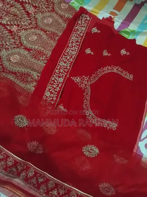 বড়দের ইন্ডিয়ান লেহেঙ্গা।