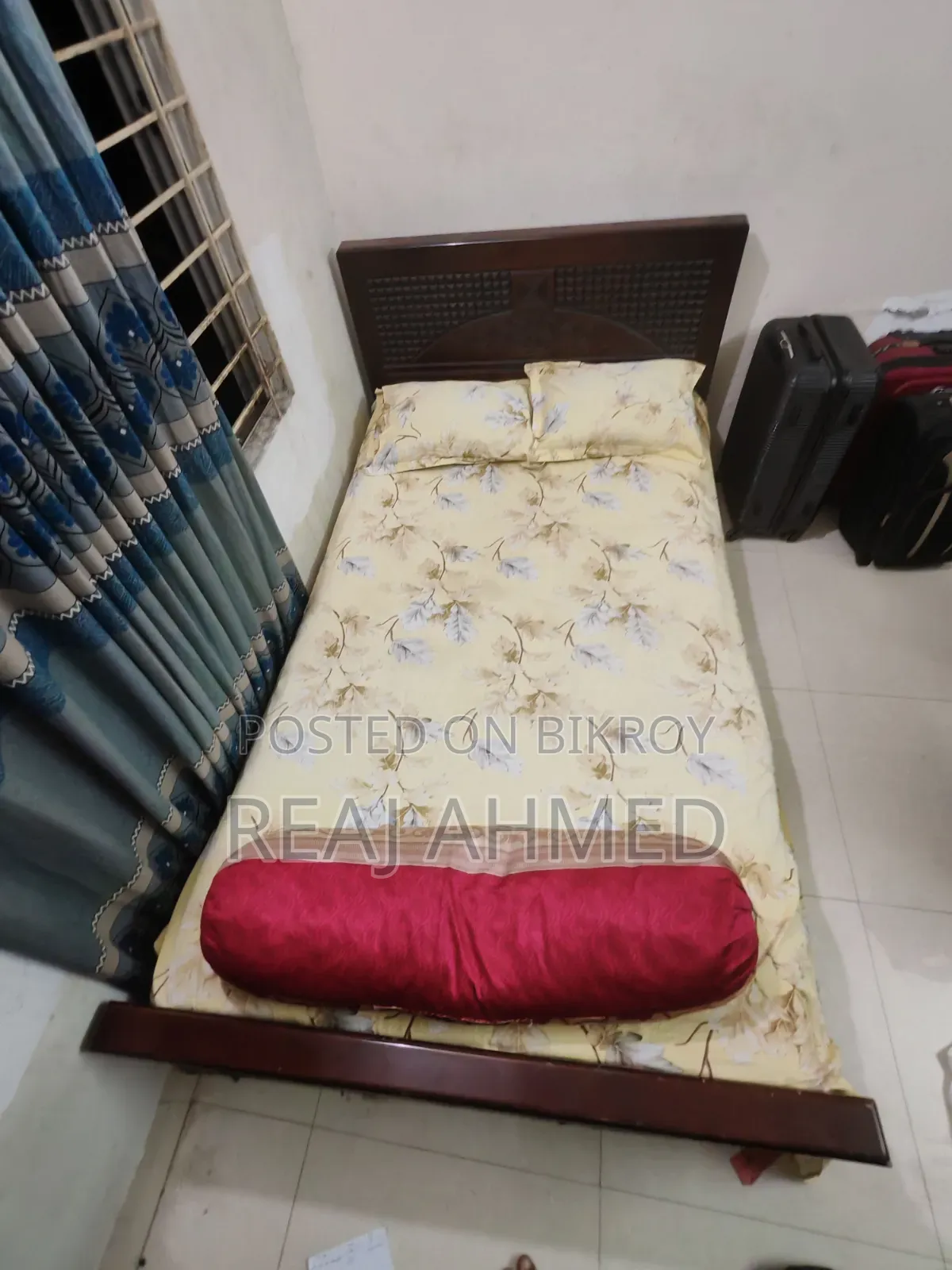 Single bed for sale