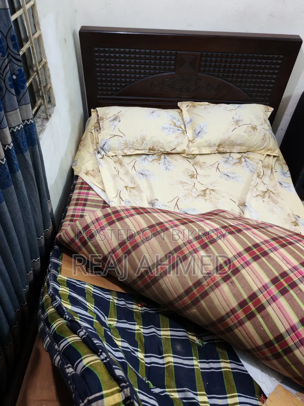 Single bed for sale