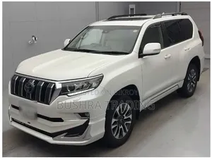 Toyota Land Cruiser Prado 2.7 2022 Pearl