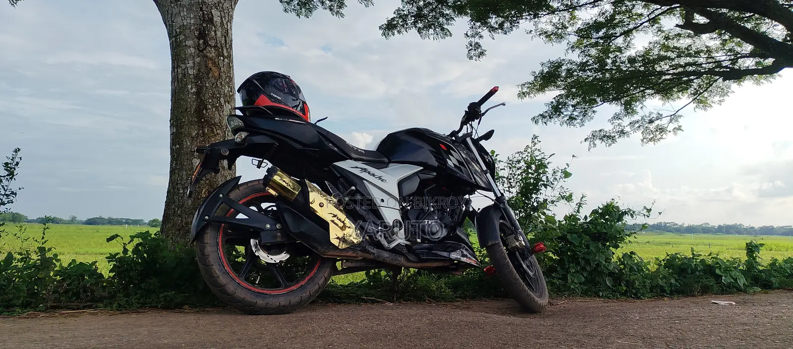 TVS Apache 160 4V 2021 Black