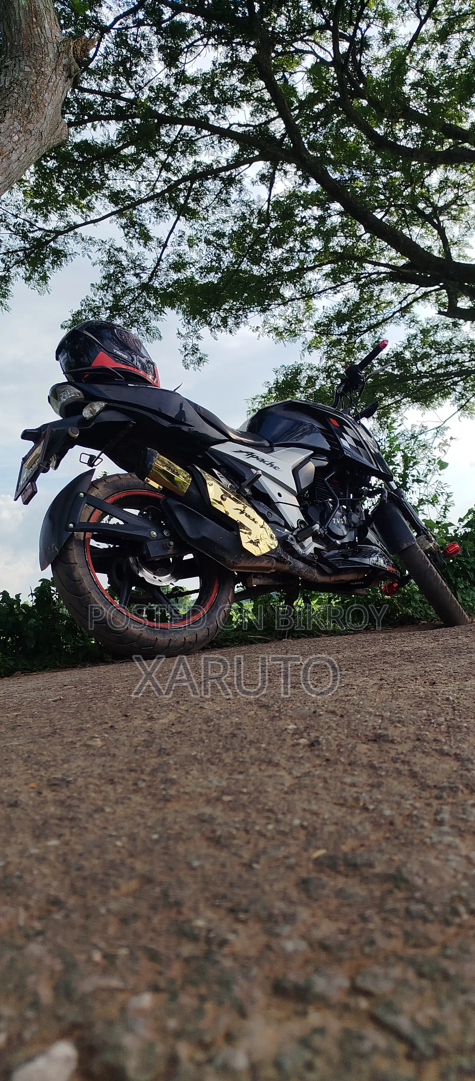 TVS Apache 160 4V 2021 Black