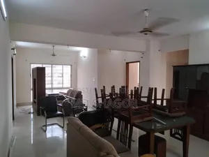 রং, টাইলস এবং সেনেটারি