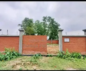 30ft Rd 3 Katha Park South at Sector-21