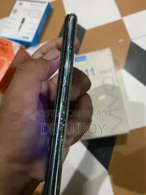 Vivo Y11 32 GB Green