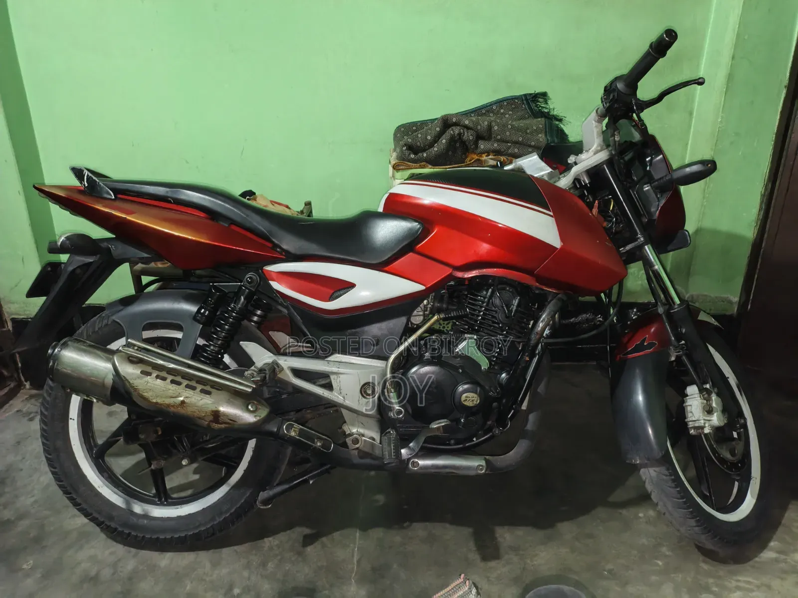 Bajaj Pulsar 150 2010 Red