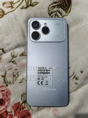 Tecno Spark 40 256 GB Silver