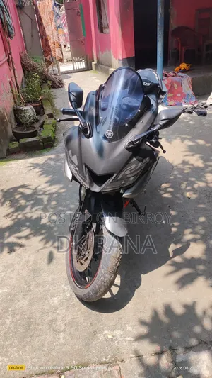 Yamaha R15 V3 2022 Gray