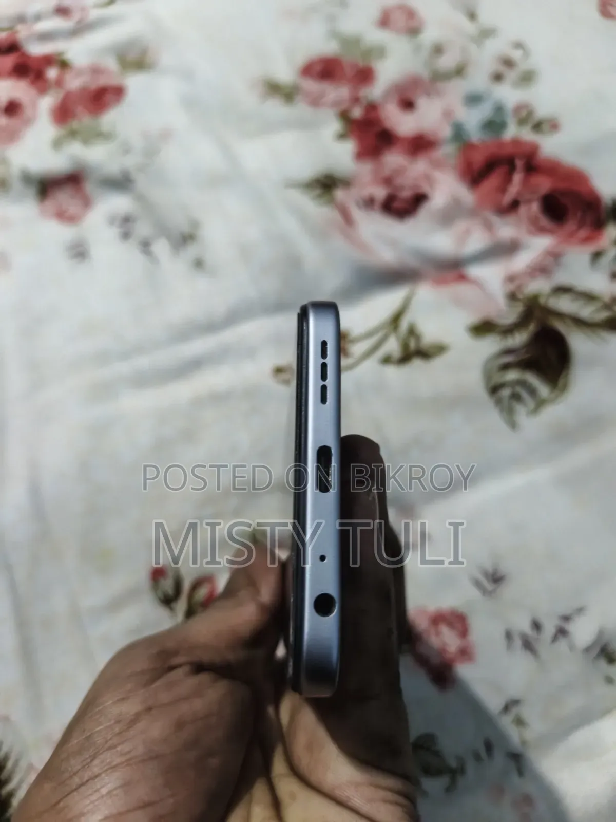 Tecno Spark 40 256 GB Silver