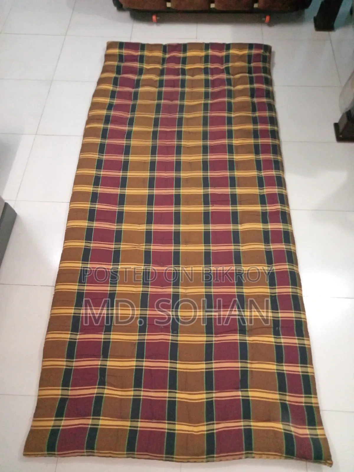 তোশক বিক্রয় হবে।