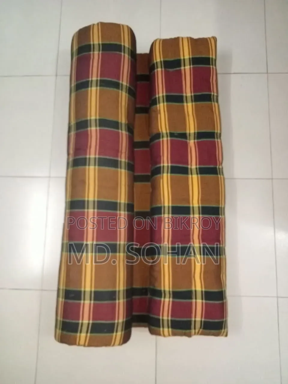 তোশক বিক্রয় হবে।