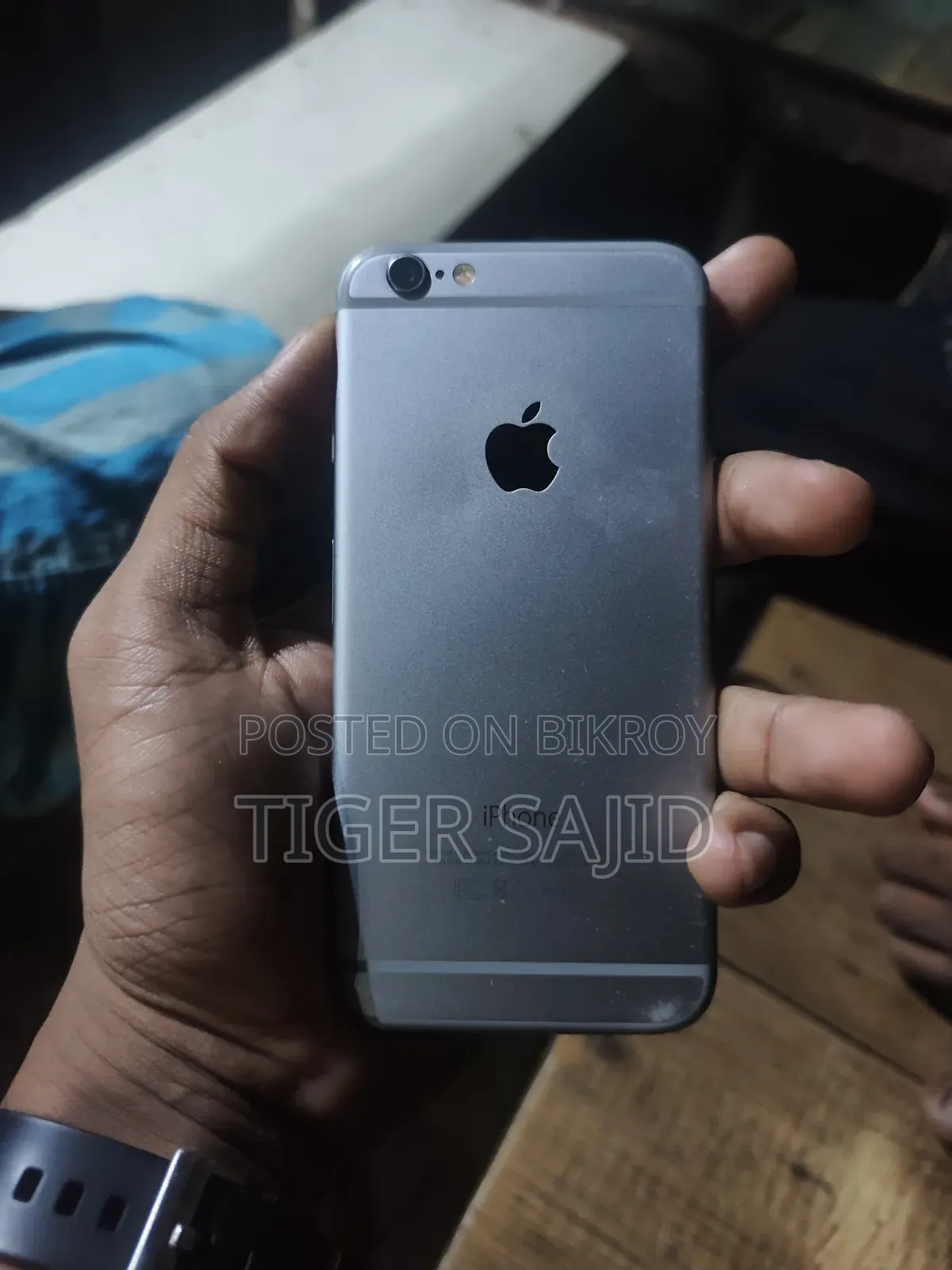 Apple iPhone 6s 64 GB Bronze