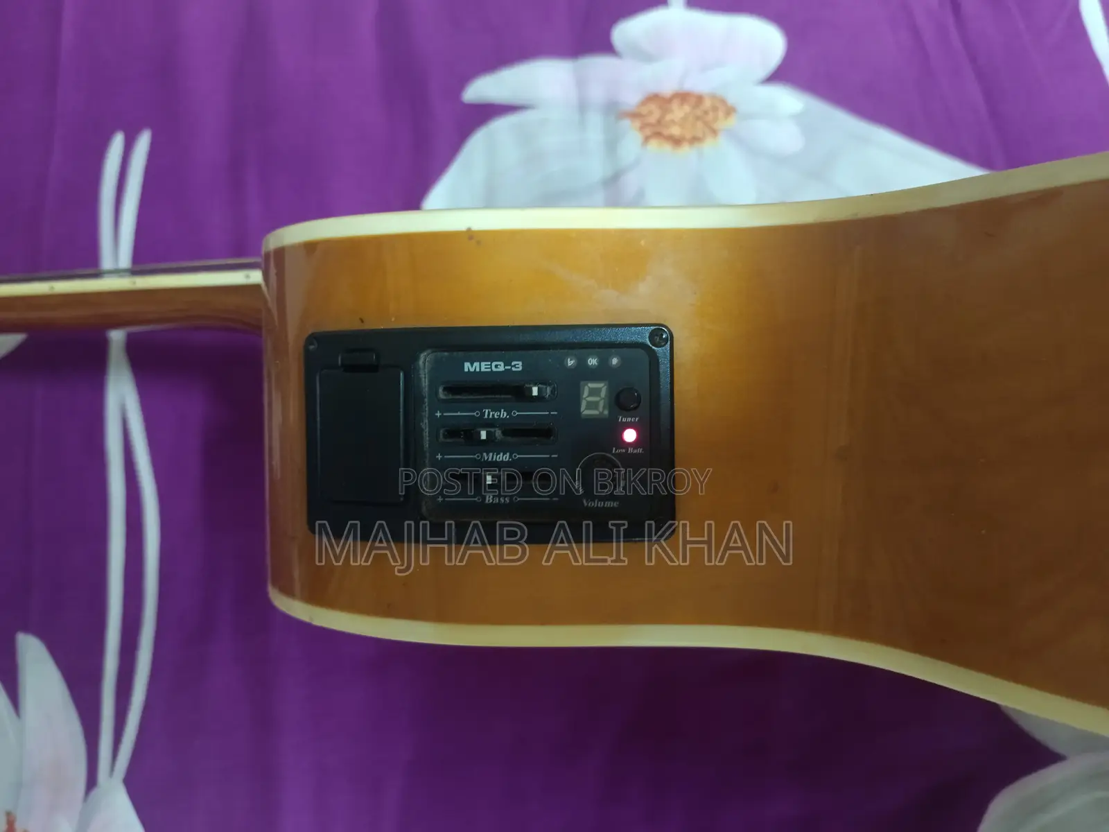 TGM AG50CE Guitar With Equalizer Installed